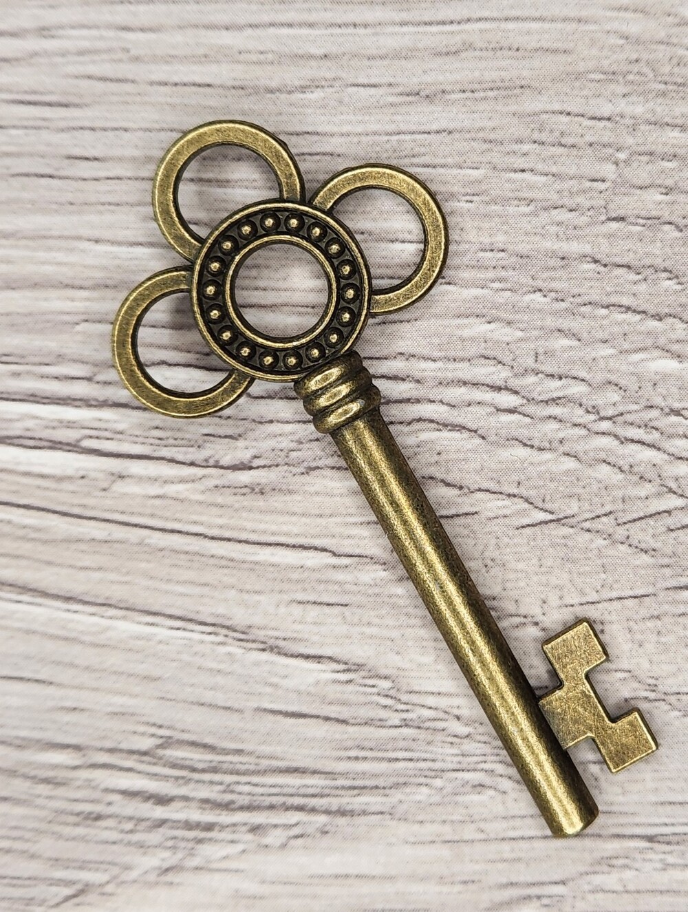 5/$10 Victorian Style Decor Key K4